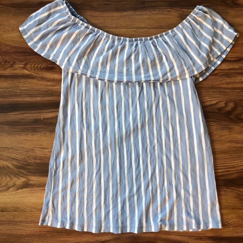 Women’s Oldnavy off/on the shoulder shirt